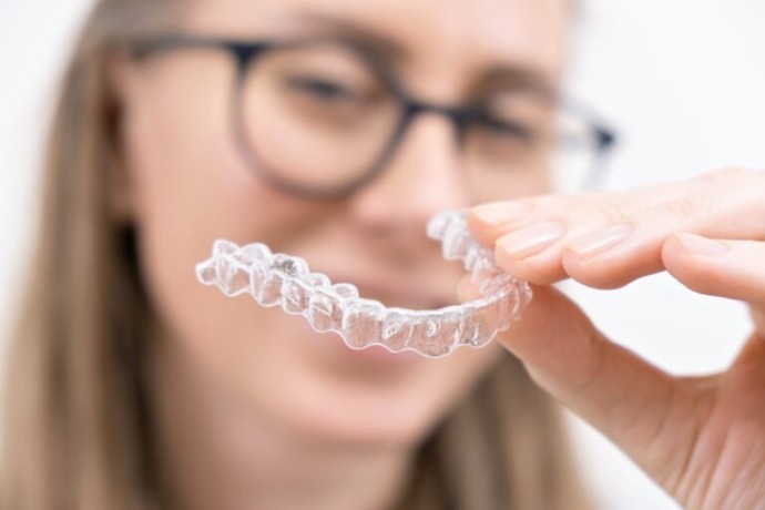 go-for-clear-aligners-in-kolkata-make-your-smile-more-confident-with-mission-smile-dental-care-big-0